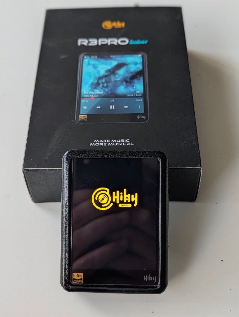 HiBy R3 Pro Saber — Hi-Res audiospeler, doos + leren tas, Ophalen of Verzenden, Gebruikt, Zilver