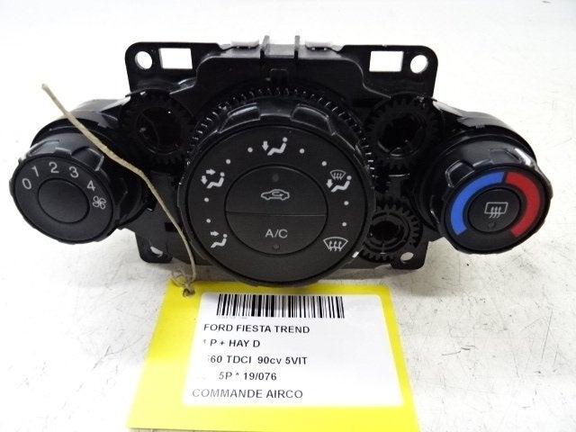 BEDIENINGSPANEEL AIRCO Ford Fiesta 6 (JA8) (8A6T*19980AE), Gebruikt, Ford