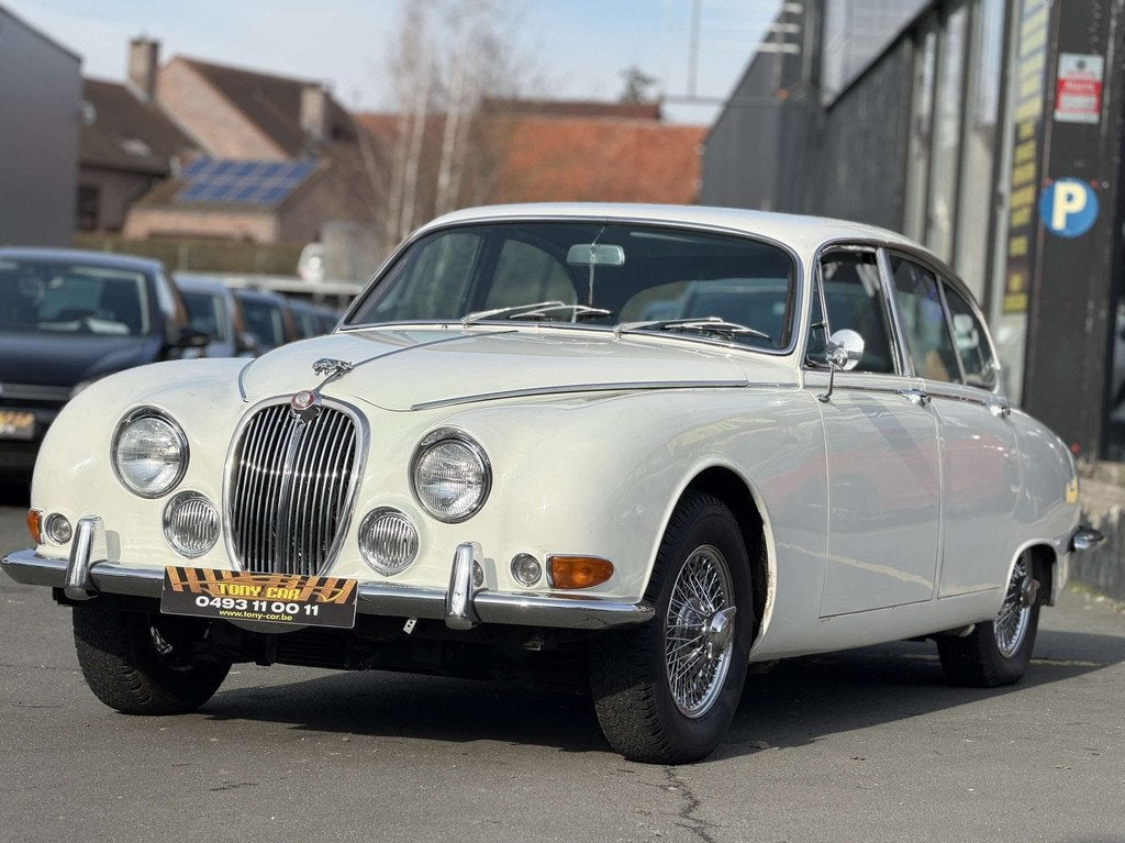 Jaguar MK II Voiture Old Timer  Contrôle Technique, Automaat, 4 deurs, Zwart, Bedrijf