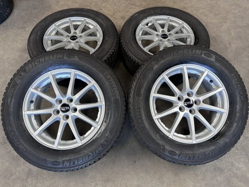 17 inch originele velgen + winterbanden Range Rover Evoque, Auto-onderdelen, Gebruikt, -, -, Banden en Velgen