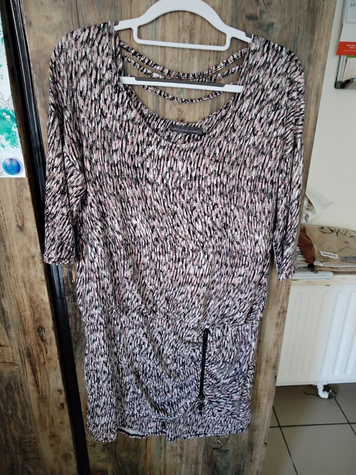 Robe pour femme de la collection Cassis, Vêtements | Femmes, Taille 38/40 (M), Cassis Collection, Enlèvement ou Envoi, Au-dessus du genou
