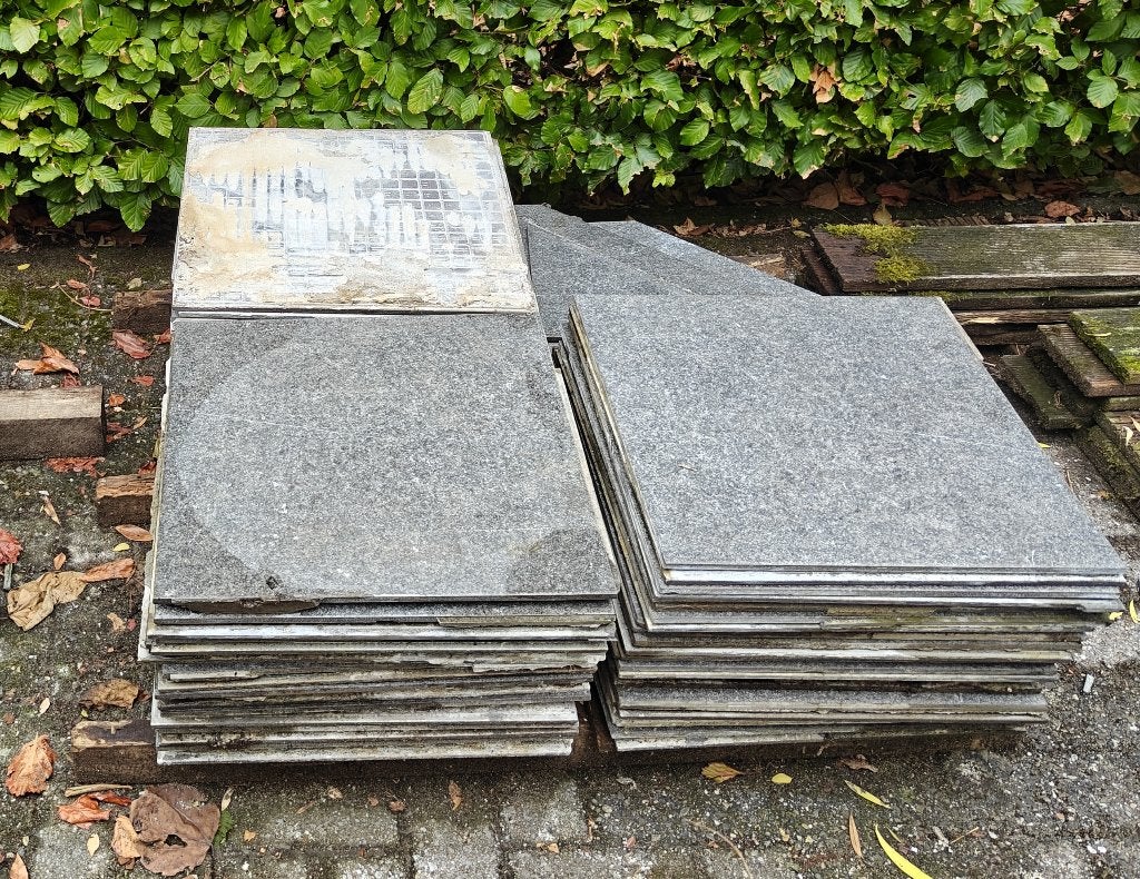 tegels - terras buiten, Doe-het-zelf en Bouw, Tegels, Ophalen, Gebruikt, Keramiek, 10 m² of meer