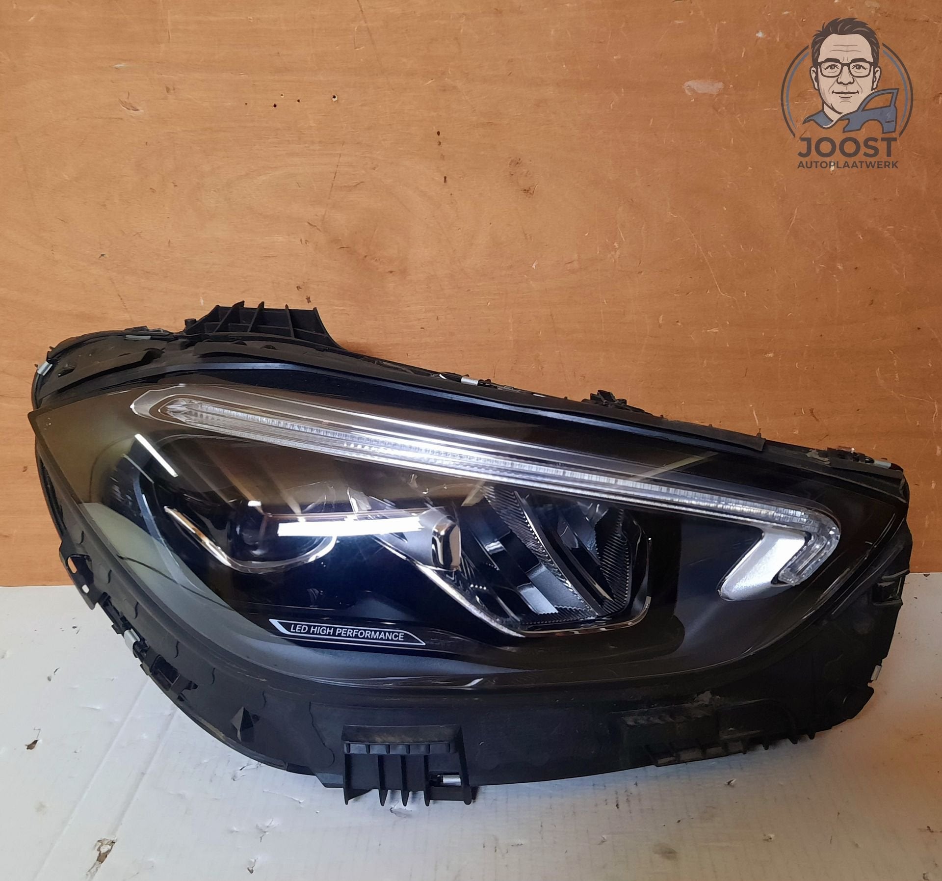 Koplamp rechts LED Mercedes C-Klasse W206 ->'21 A2069068204, Enlèvement ou Envoi, Mercedes-Benz, Origine de la pièce connue, -Mercedes-Benz AG