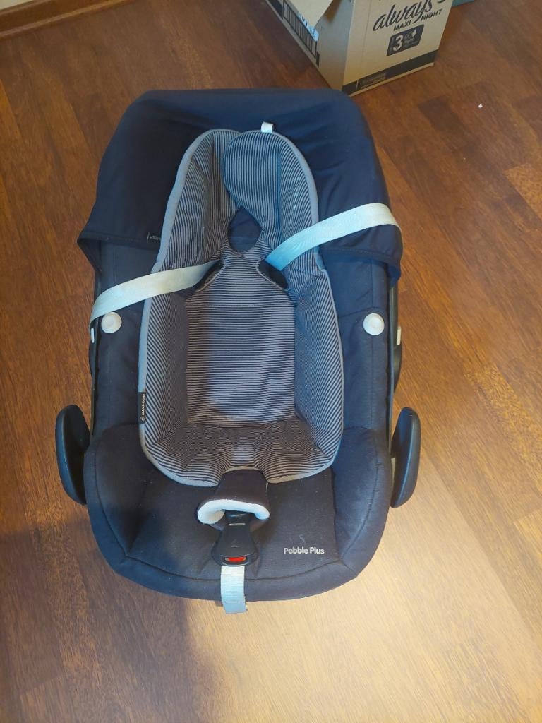 Maxi cosi, Enlèvement, Utilisé