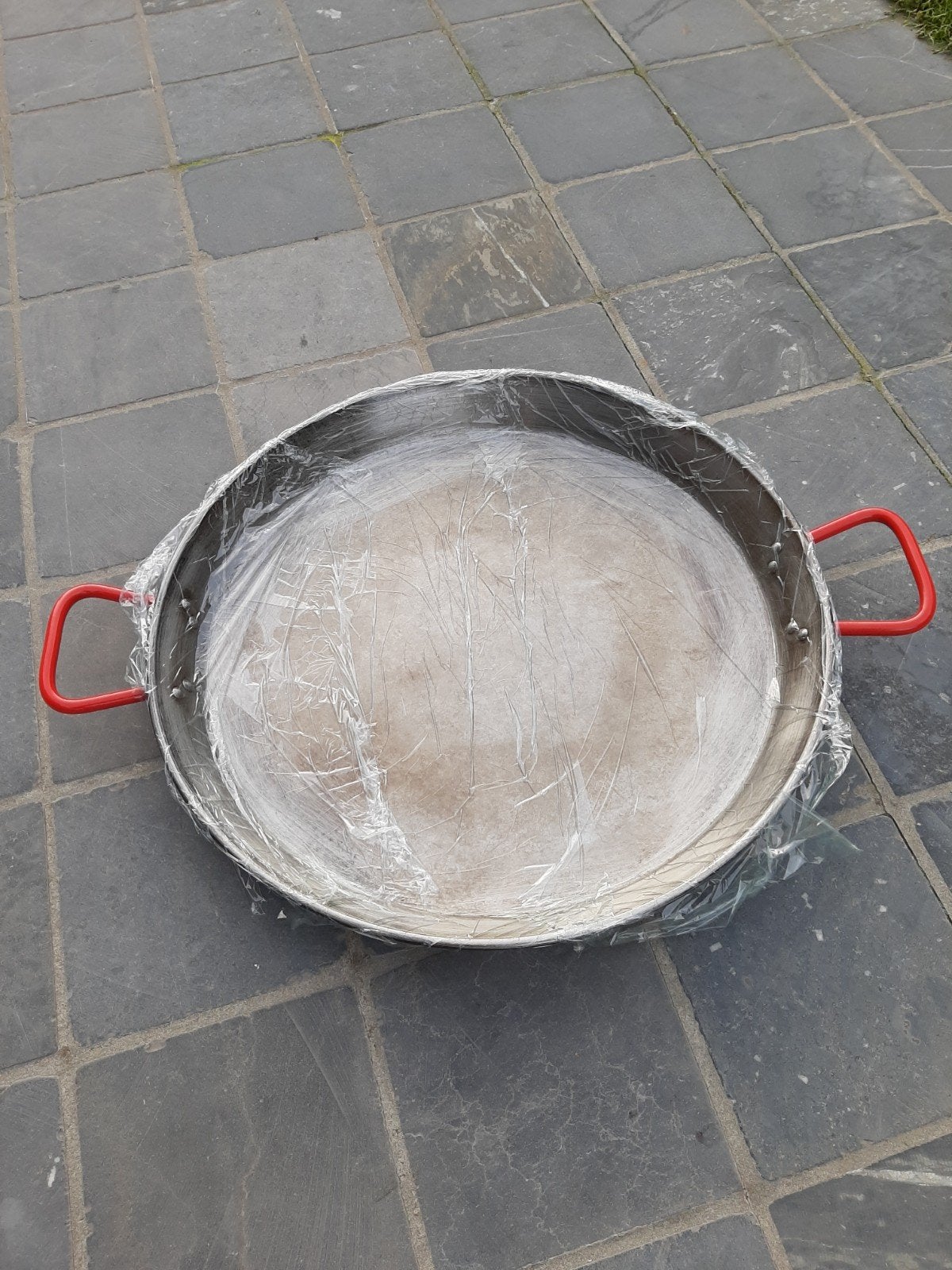 PAELLAPAN, Ophalen