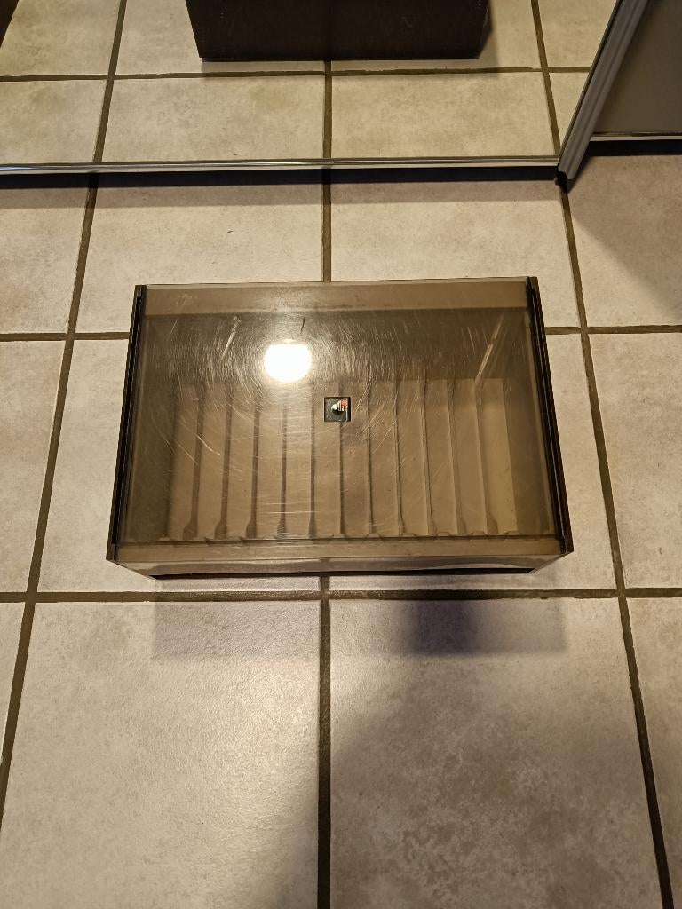 videocassette bak, Ophalen