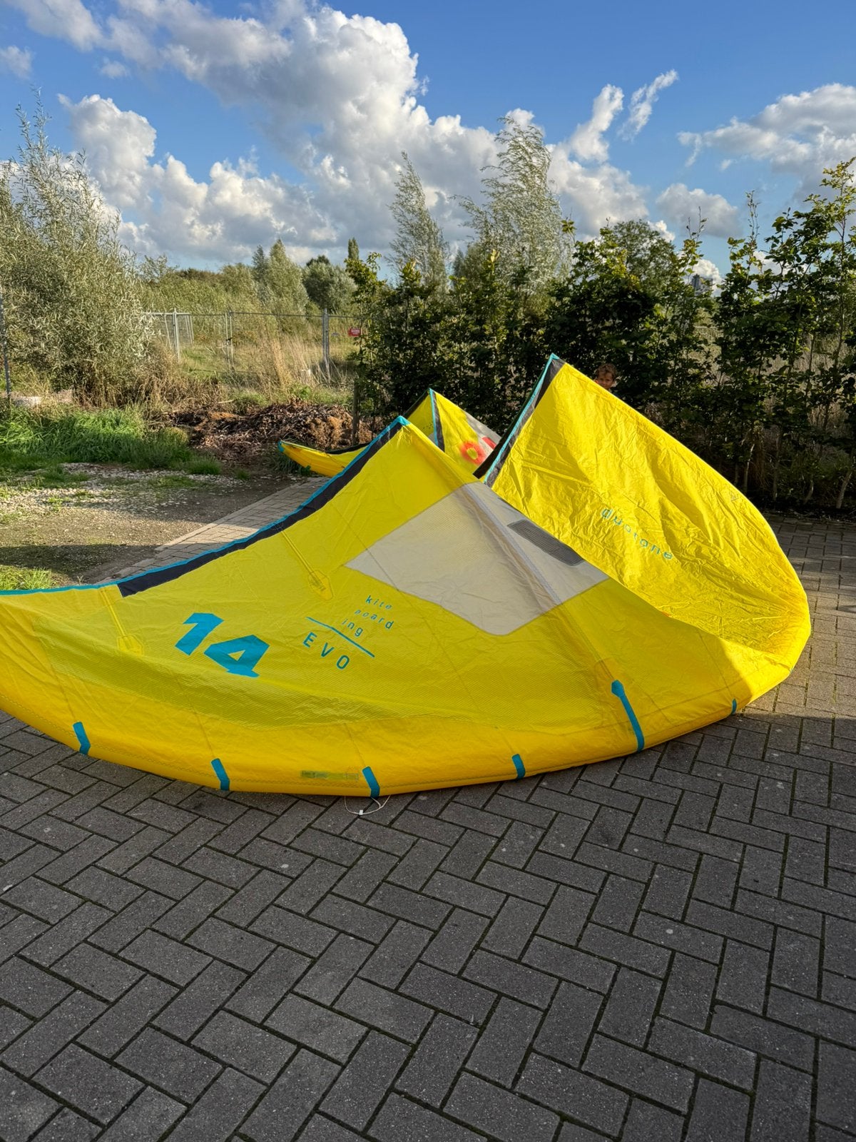 Duotone Evo 14m + bar, Enlèvement ou Envoi, Comme neuf, Kite