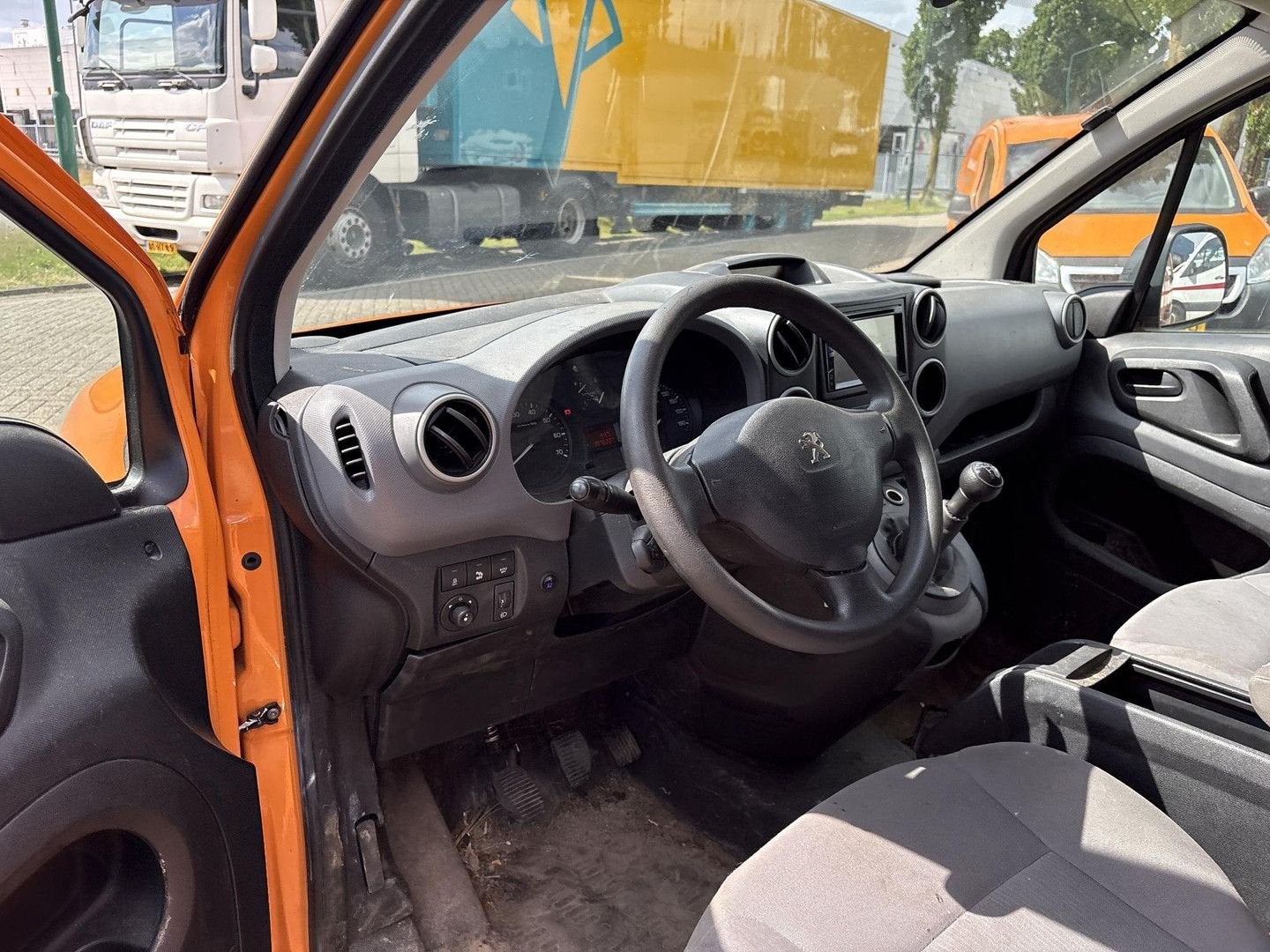 Peugeot Partner 122 1.6 BlueHDi 100 L2 XR S&S | € 3.950,- NE, Auto's, 110 g/km, Bedrijf, ABS, Te koop
