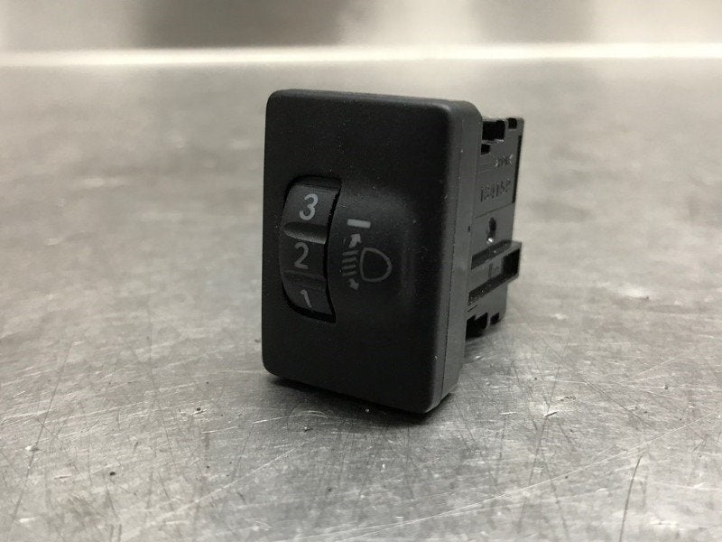 KOPLAMP IHV SCHAKELAAR Toyota Verso S (|134159|), Gebruikt, Toyota