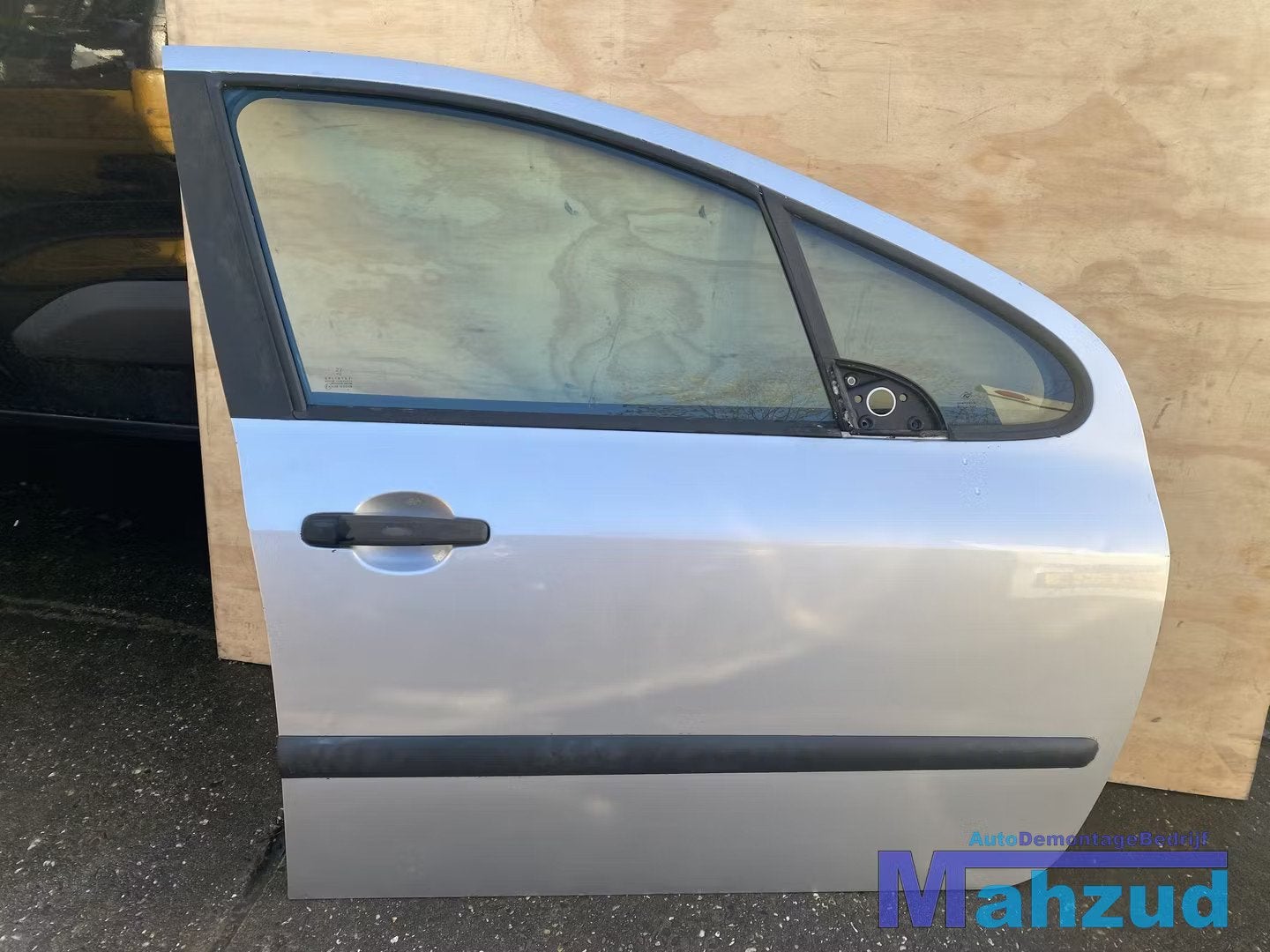 PEUGEOT 307 Hatchback zilver EZRC Rechts voor deur portier 2, Auto-onderdelen, Taurusavenue 1
2132 LS  Hoofddorp, NL, Gebruikt