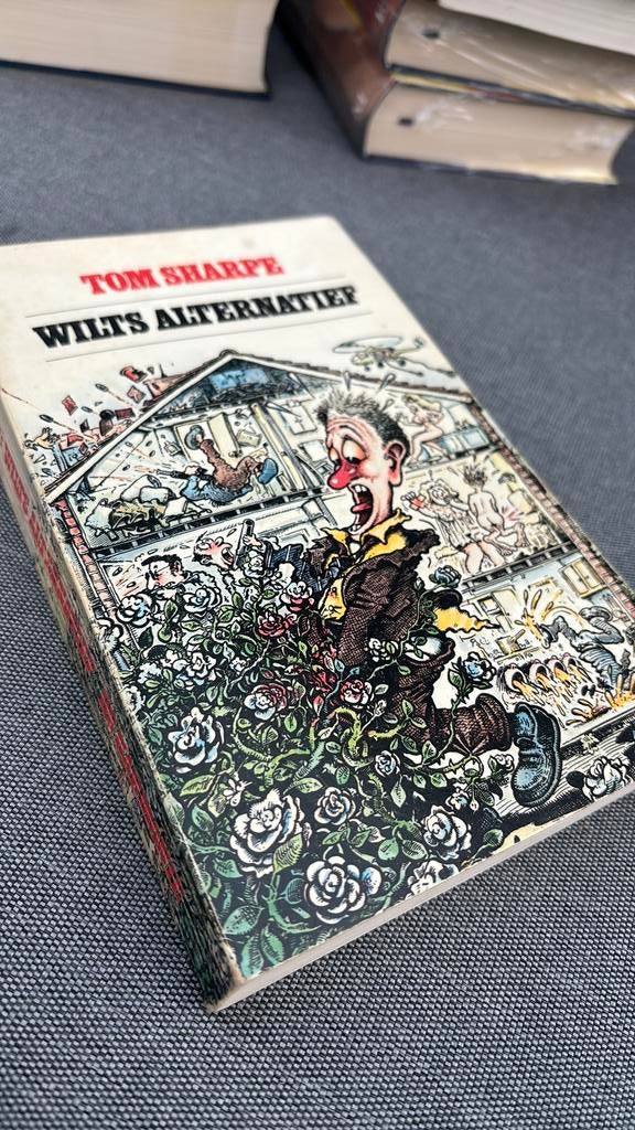Tom Sharpe - Wilts alternatief, Boeken, Ophalen of Verzenden, Gelezen, Verhalen