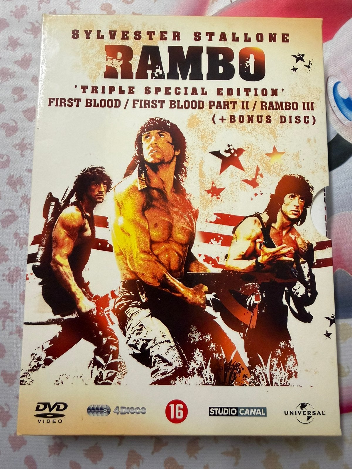 Dvd box rambo 1-2-3+bonus disc, Cd's en Dvd's, Dvd's | Actie, Ophalen of Verzenden, Zo goed als nieuw