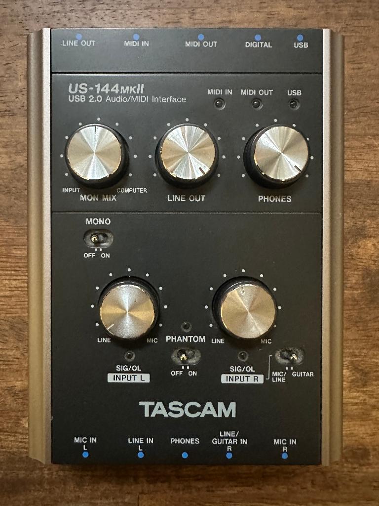 Tascam US-144 MK2 - Audio/Midi interface, Muziek en Instrumenten, Midi-apparatuur, Ophalen, Gebruikt