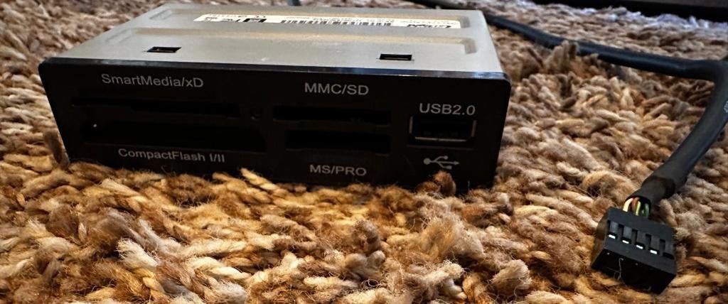 Interne Kaartlezer voor PC, Computers en Software, Geheugenkaartlezers, Ophalen, Zo goed als nieuw
