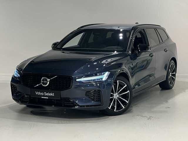 Volvo V60 T6 Recharge Plus Dark + electr trekhaak, Auto's, Automaat, 1969 cc, 18 g/km, Hybride Elektrisch/Benzine