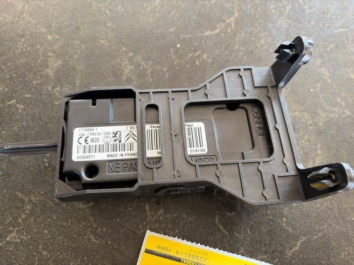 Module gonflage pneus d'un Peugeot 308, -, 3 mois de garantie, Utilisé, -