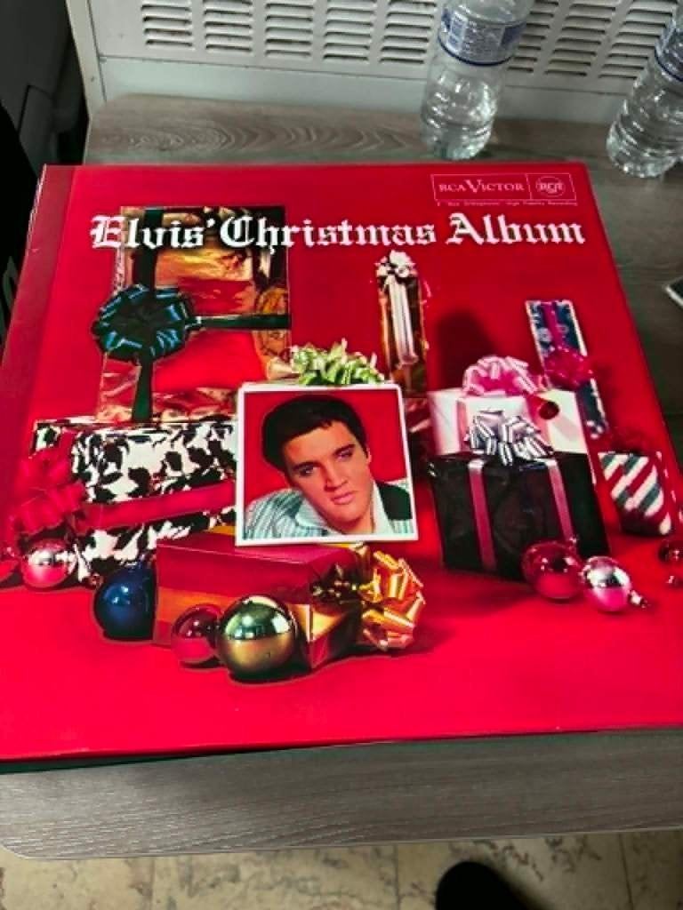 Elvis lp, Elvis Christmas album (nieuw) van RCA legacy label, Ophalen of Verzenden, Rock-'n-Roll, 12 inch, Inclusief binnenhoes