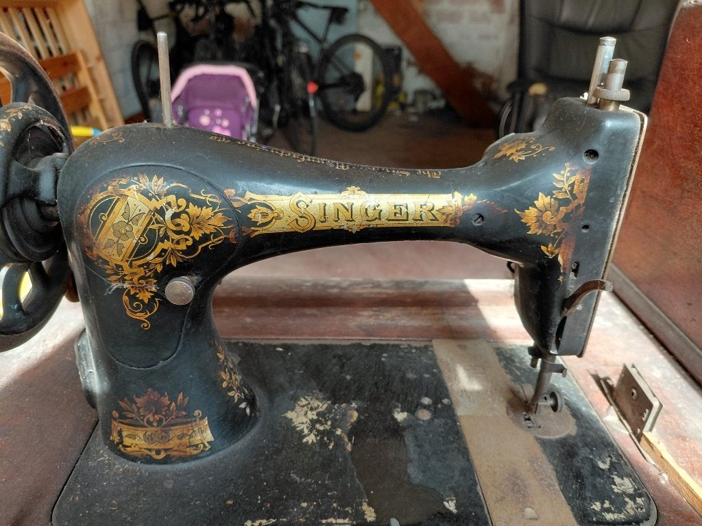 Antieke singer naaimachine, Antiek en Kunst, Ophalen