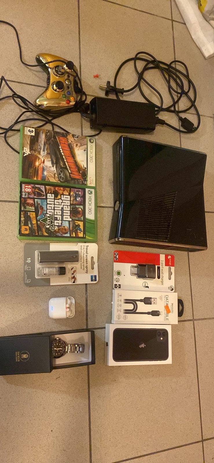Xbox en iphone 11, Ophalen, Zo goed als nieuw, Met 1 controller, Met games