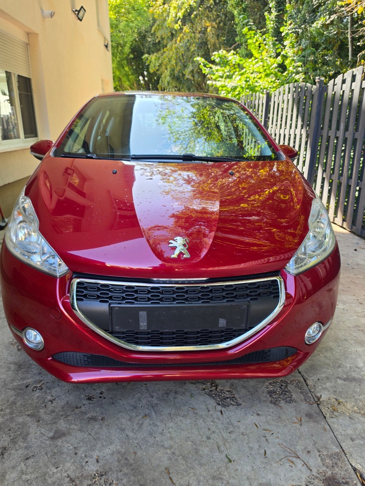 Peugeot 208 1.4 benzine control vrij, Autos, Peugeot, Rouge, Euro 5, Achat, Entreprise
