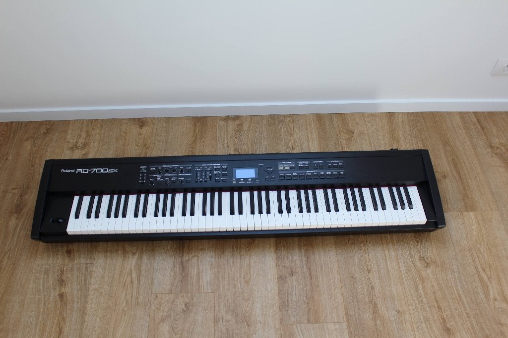 Roland RD-700SX, Muziek en Instrumenten, Ophalen, Gebruikt, Zwart, Piano