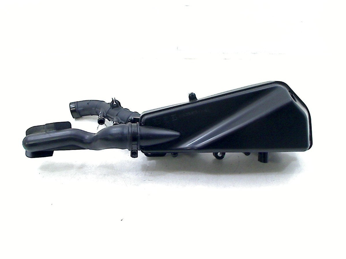 BOITIER FILTRE À AIR Sym Fiddle 2 50 4T E5 2021-2024, P.J. Troelstraweg 8 8
3144 CX  MAASSLUIS, NL, Info@cama-motorparts.nl, Utilisé