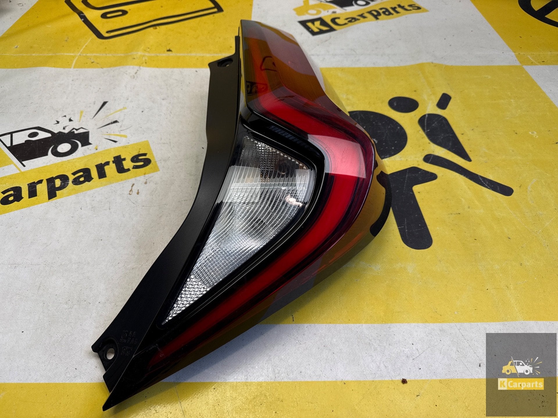 Feu arri re droit VVT-i 0000012928 d'origine pour Toyota Ayg, Autos : Pièces & Accessoires, Éclairage, Toyota, Utilisé