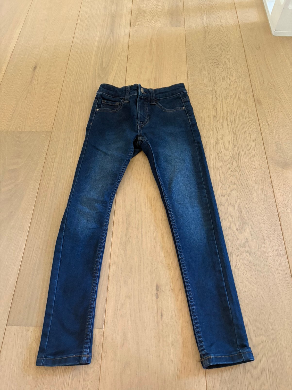 Jeans hema maat 122, Kinderen en Baby's, Kinderkleding | Maat 122, Ophalen of Verzenden, Zo goed als nieuw, Jongen, Broek