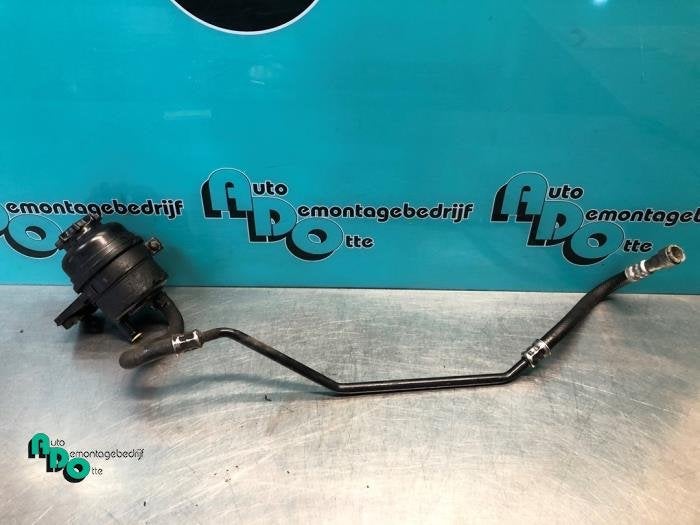 Réservoir d'huile direction assistée d'un BMW 3-Serie (3-S, -, 3 mois de garantie, Utilisé, -
