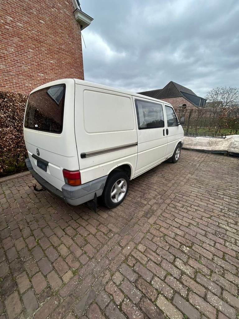 Volkswagen t4 oldtimer, Auto's, Bestelwagens en Lichte vracht, Achterwielaandrijving, Volkswagen, Wit, 6 zetels