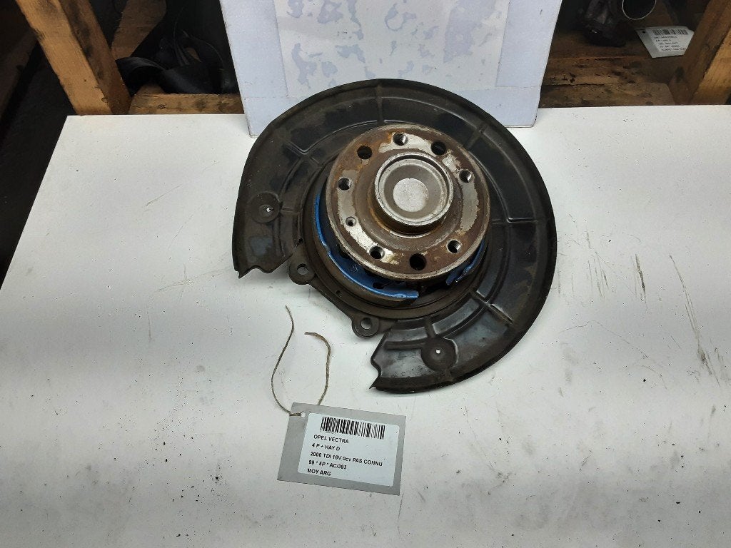MOYEU DE ROUE ARRIÈRE GAUCHE Opel Vectra B (38), Autos : Pièces & Accessoires, Freins & Transmission, Opel, Utilisé