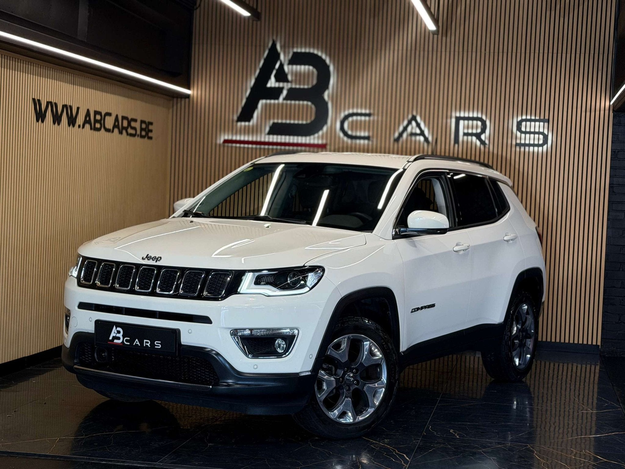 Jeep Compass 2.0 MJD LIMITED 4X4 * GARANTIE 12 MOIS *, Autos, Jeep, Cuir, Achat, Euro 6, Entreprise