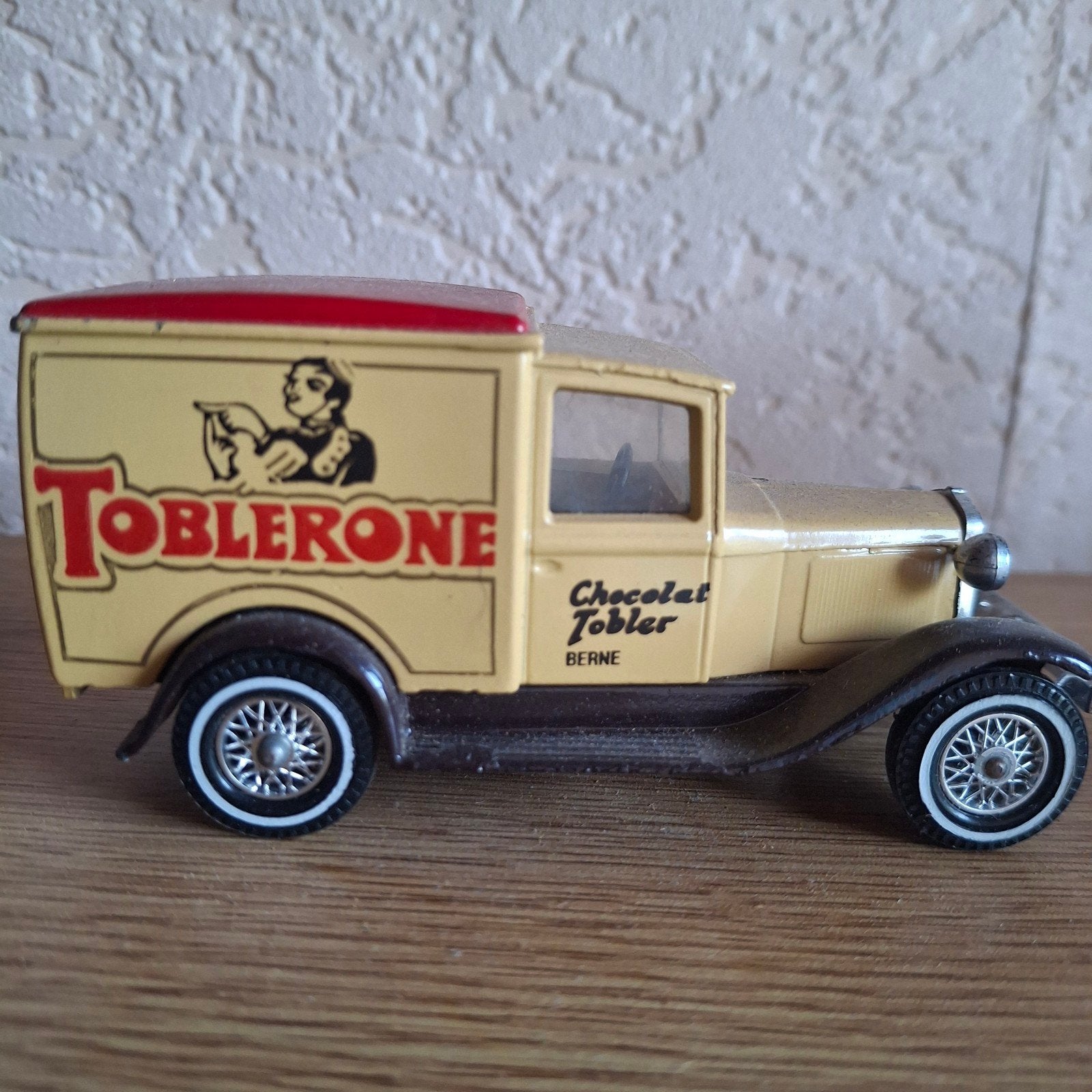 Miniature Matchbox yesteryear Ford Toblerone, Enlèvement ou Envoi