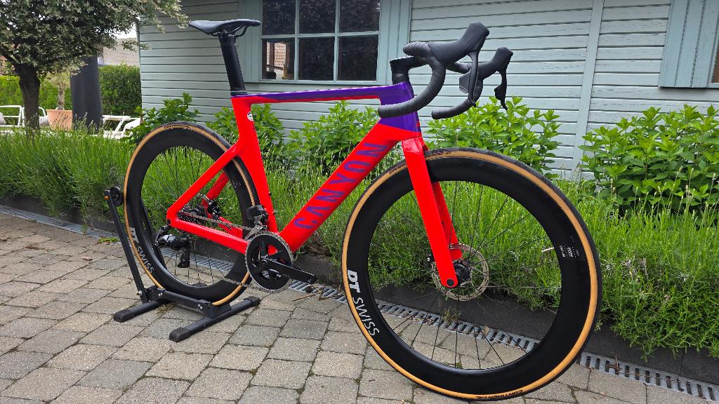 Roues Canyon Aeroad CF SLX 7 Sram Rival AXS + Carbon, Vélos & Vélomoteurs, Vélos | Vélos de course, 53 à 57 cm, Enlèvement, Comme neuf