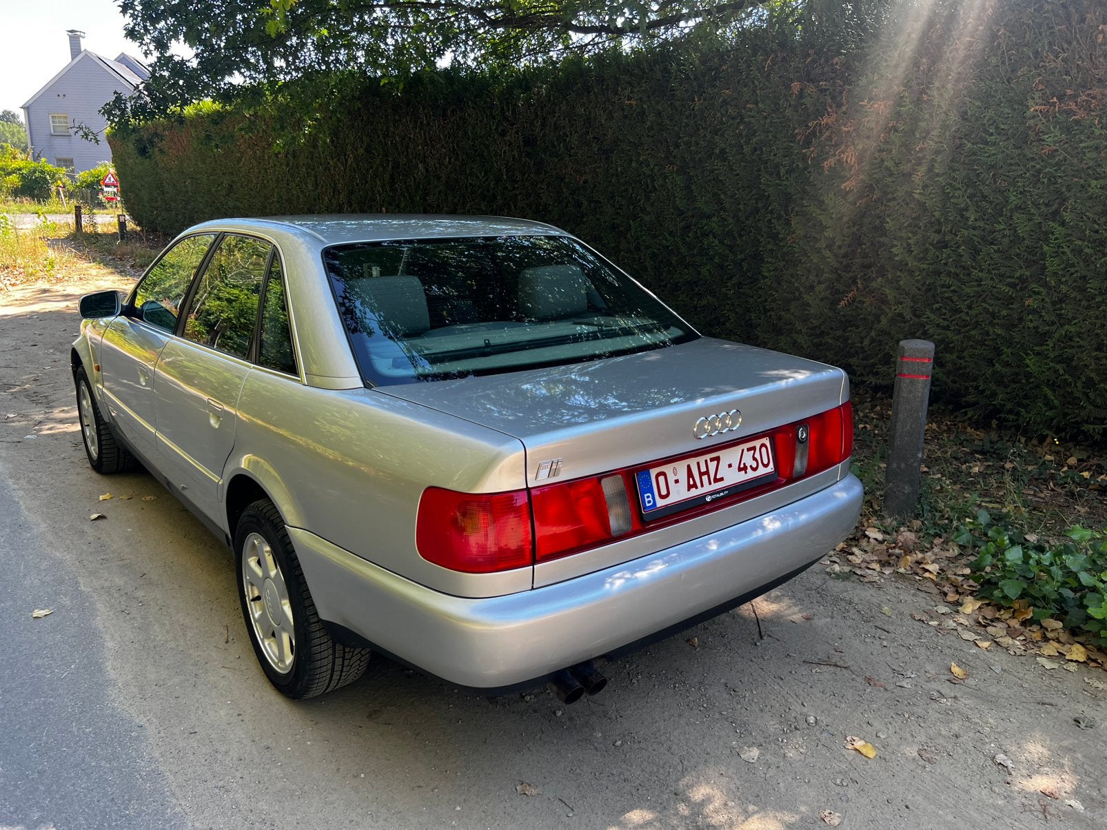 Mooie Audi oldtimer S6 4.2 V8 met 232 241 km, foto 8