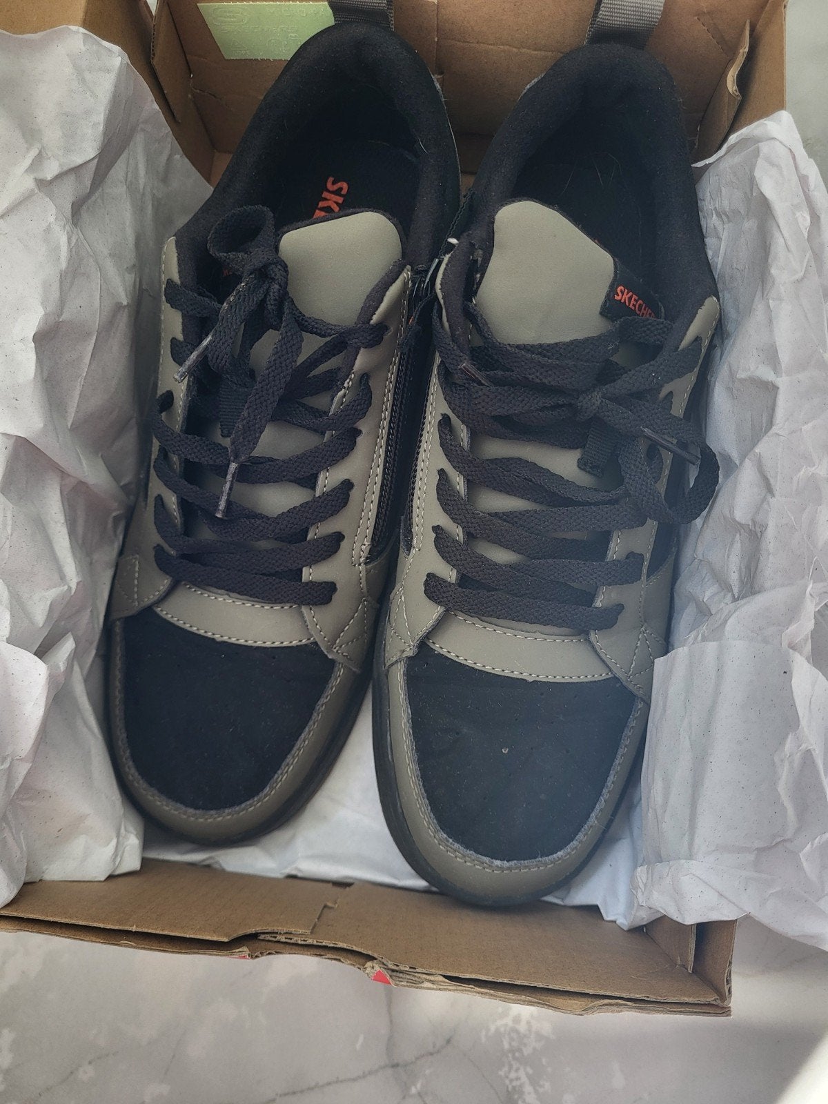 Porte 1 fois! Skecers 50€, Enlèvement ou Envoi, Autres couleurs, Comme neuf, SKECHERS