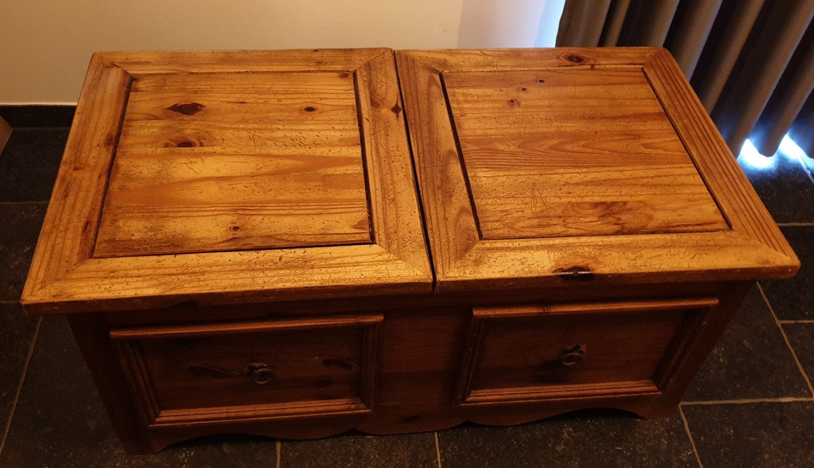 Grenen salontafel, Ophalen