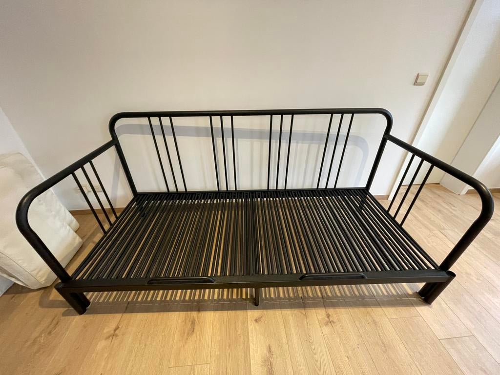 Divant lit IKEA en metal noir - état impeccable, Enlèvement, Noir