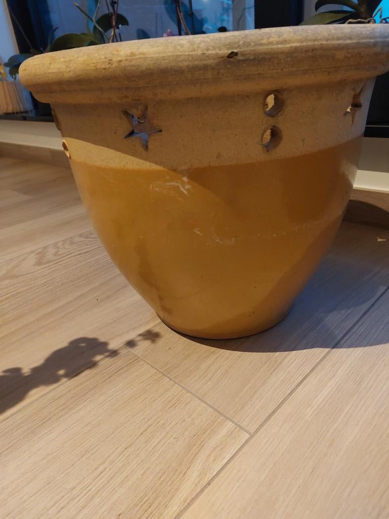 Bloempot voor terras ( met barst), Ophalen
