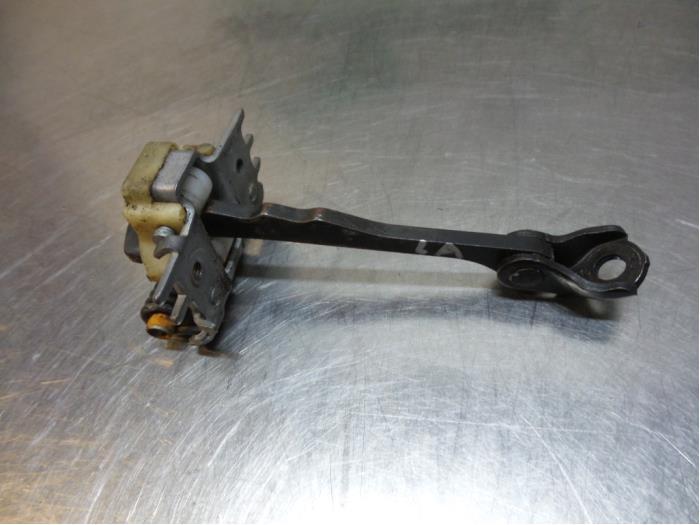 Butée 4portes arrière gauche d'un Renault Megane (Megane 0, Autos : Pièces & Accessoires, Renault, -, Utilisé, -