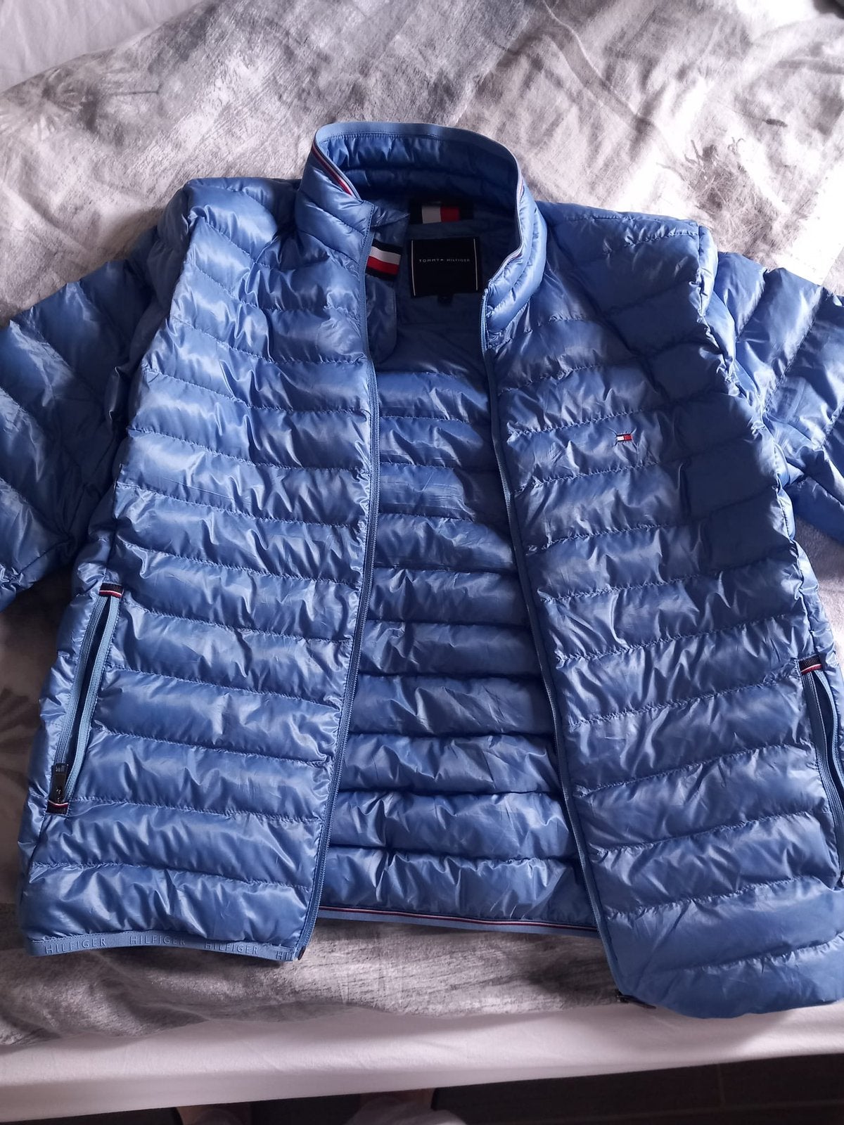 Tommy Hilfiger jas maat M, Ophalen, Zo goed als nieuw, Maat 48/50 (M)