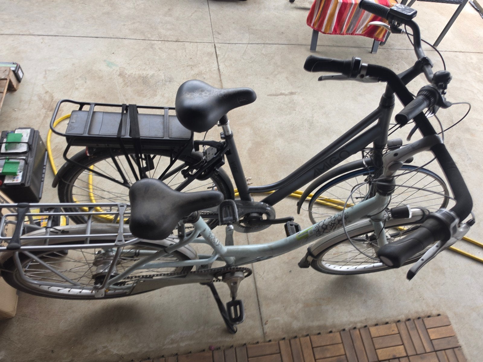 2 fietsen met werk aan, 1x elektrisch, Ophalen of Verzenden