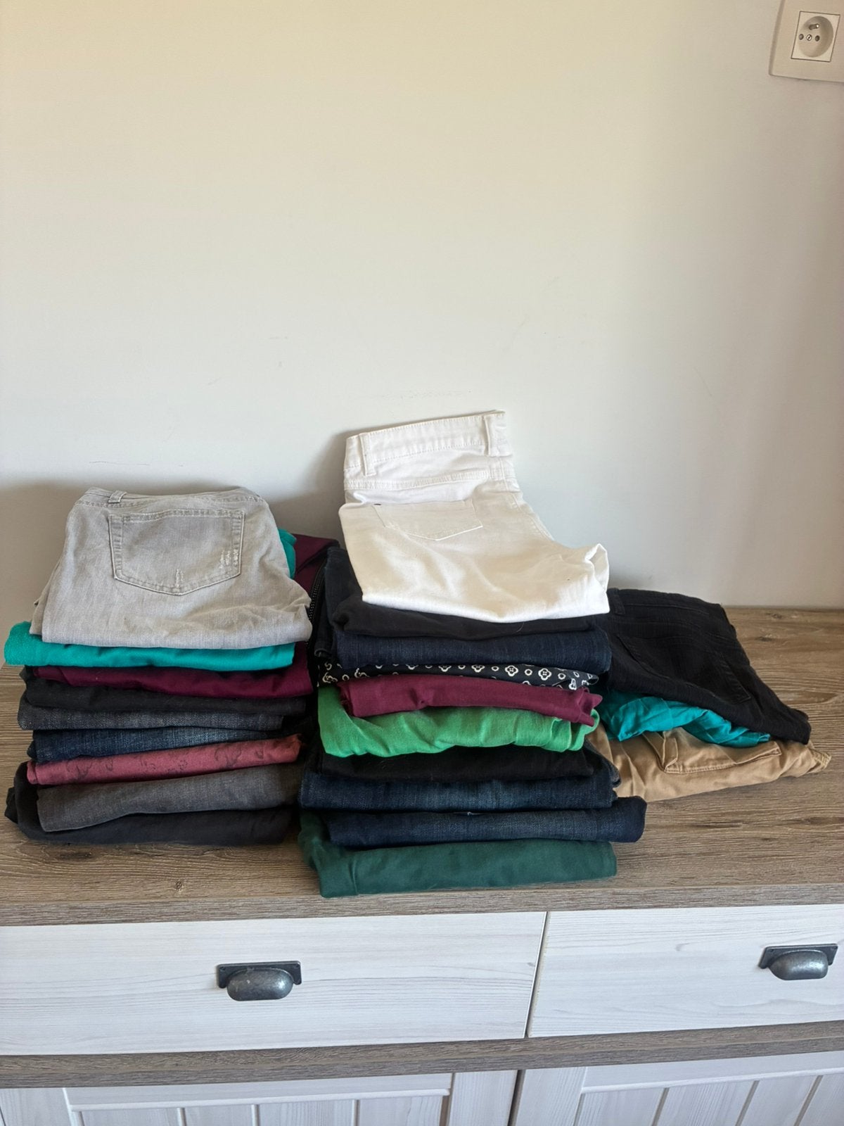 Lot van 22 broeken, Kleding | Dames, Ophalen of Verzenden, Zo goed als nieuw