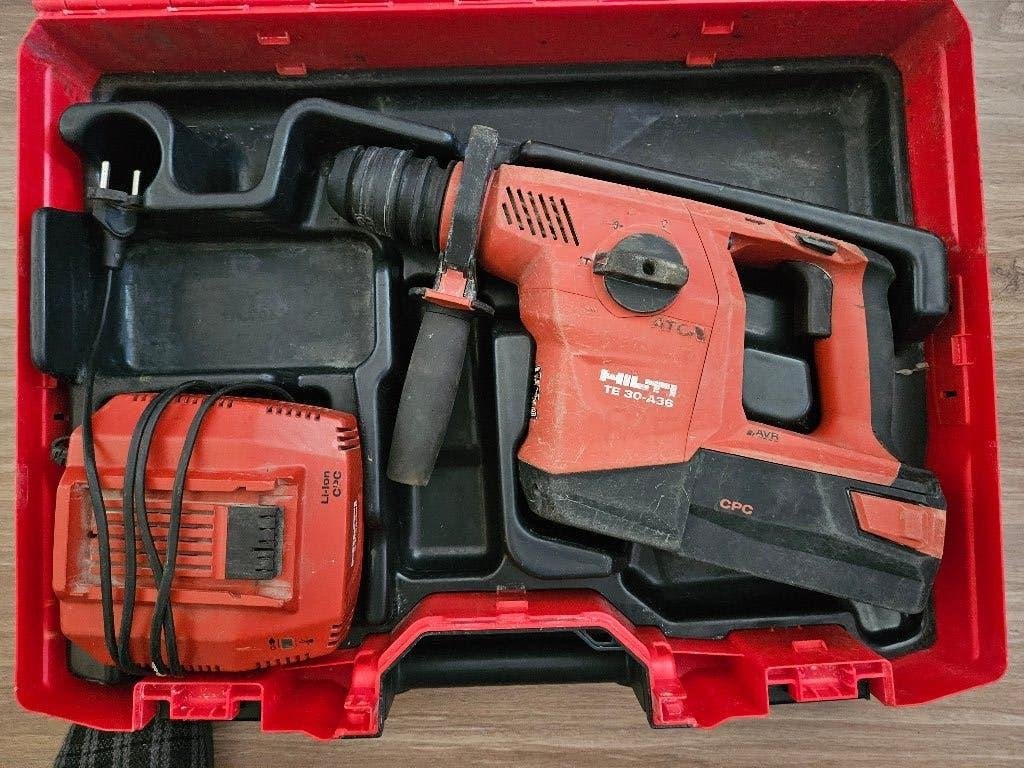 Perceuse et marteau de démolition Hilti TE 30-A36 V, Bricolage & Construction, 600 watts ou plus, Comme neuf, Enlèvement, Mécanisme de percussion