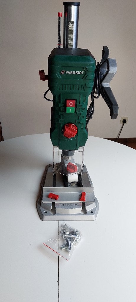 Perceuse sur colonne, Bricolage & Construction, Outillage | Foreuses, Enlèvement, Neuf, Perceuse