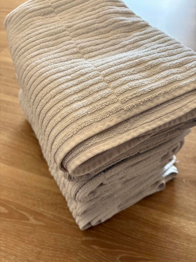 Grote IKEA bad handdoeken - 5 stuks, Ophalen of Verzenden, Zo goed als nieuw, Wit, Handdoek