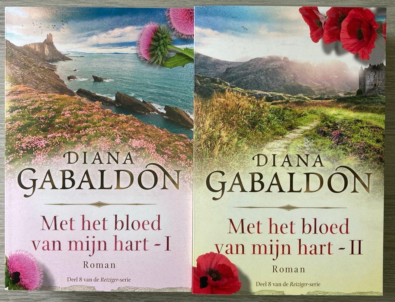 Diana Gabaldon - Met het bloed van mijn hart - boek 1 en 2, Boeken, Ophalen of Verzenden, Zo goed als nieuw, Diana Gabaldon
