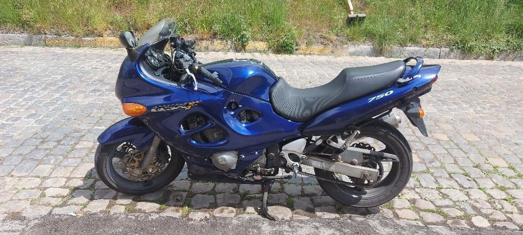Suzuki GSX 750F, Motos, Motos | Suzuki, Permis Moto A, 750 cm³, Occasion, Plus de 35 kW