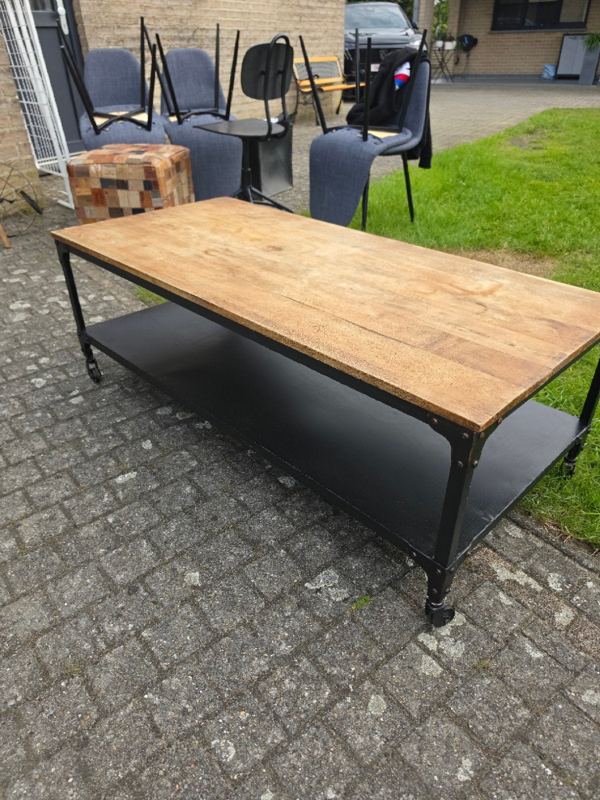 Industriële salontafel, Enlèvement, Métal