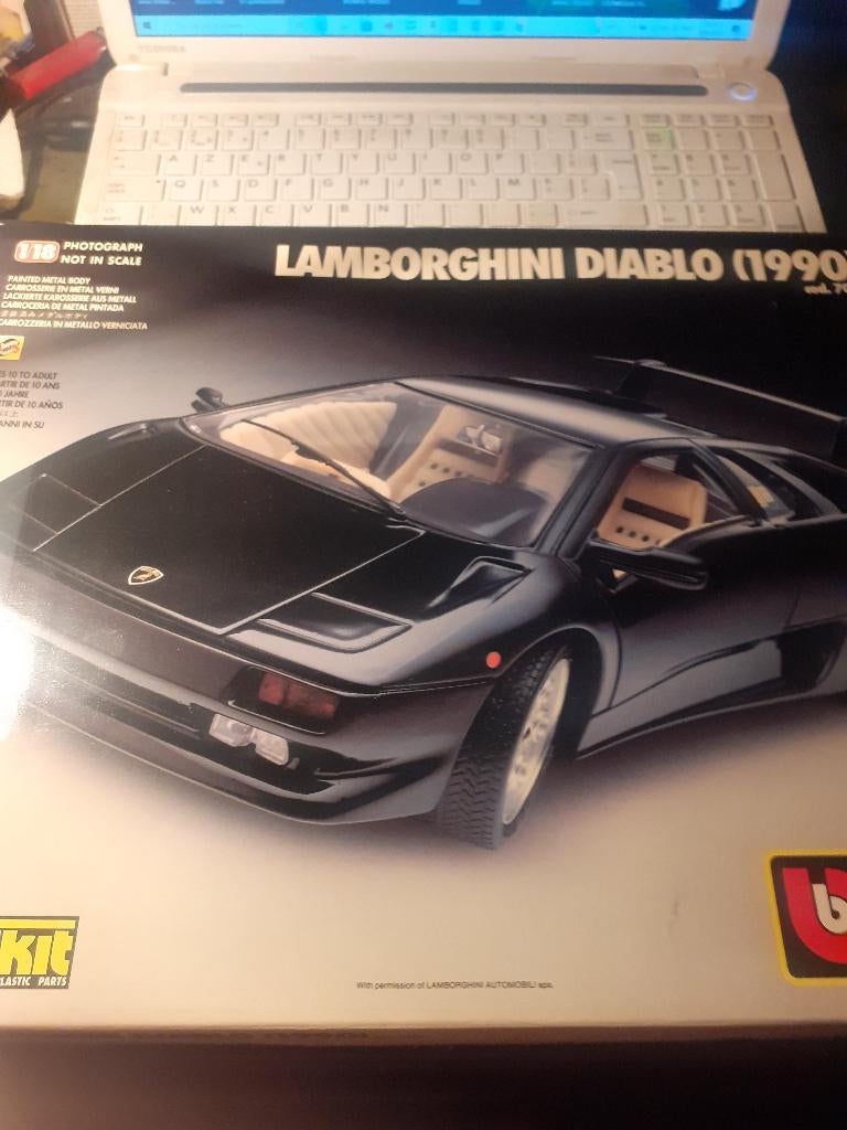 Bburago bouwdoos Lamborghini Diablo, Hobby en Vrije tijd, Verzenden, Nieuw, Auto, Burago